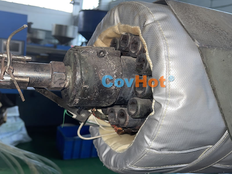 <a href=//www.liuyuejun.com/e/tags/?tagname=%E6%B3%A8%E5%A1%91%E6%9C%BA%E4%BF%9D%E6%B8%A9 target=_blank class=infotextkey>注塑机保温</a>,炮筒<a href=//www.liuyuejun.com/e/tags/?tagname=%E4%BF%9D%E6%B8%A9%E5%A5%97 target=_blank class=infotextkey>保温套</a>,方便检修